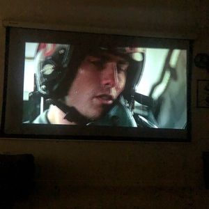 Meet your Posher, Dennis